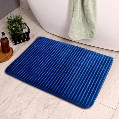 STATUS Velvet Bathroom Mat (Blue, Large)
